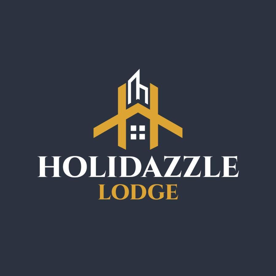 Holidazzle Lodge อิสลามาบัด ภายนอก รูปภาพ